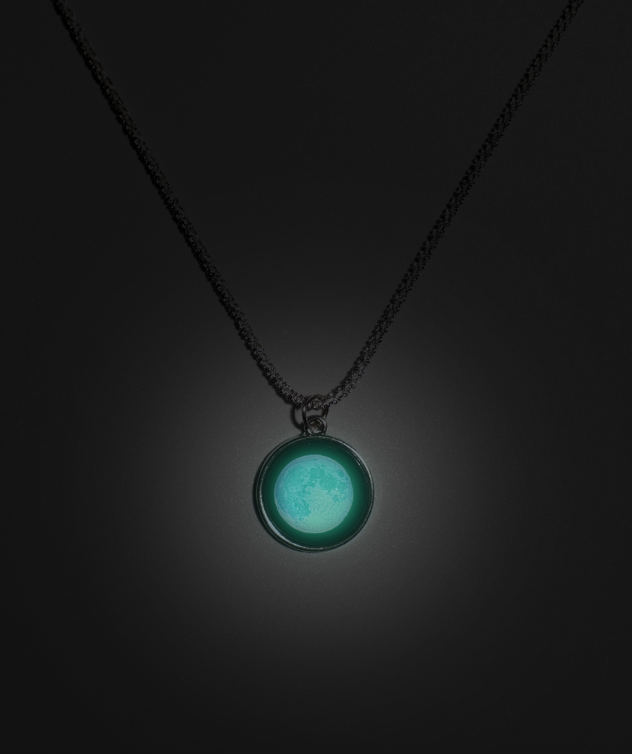 Stella Necklace - White Moon